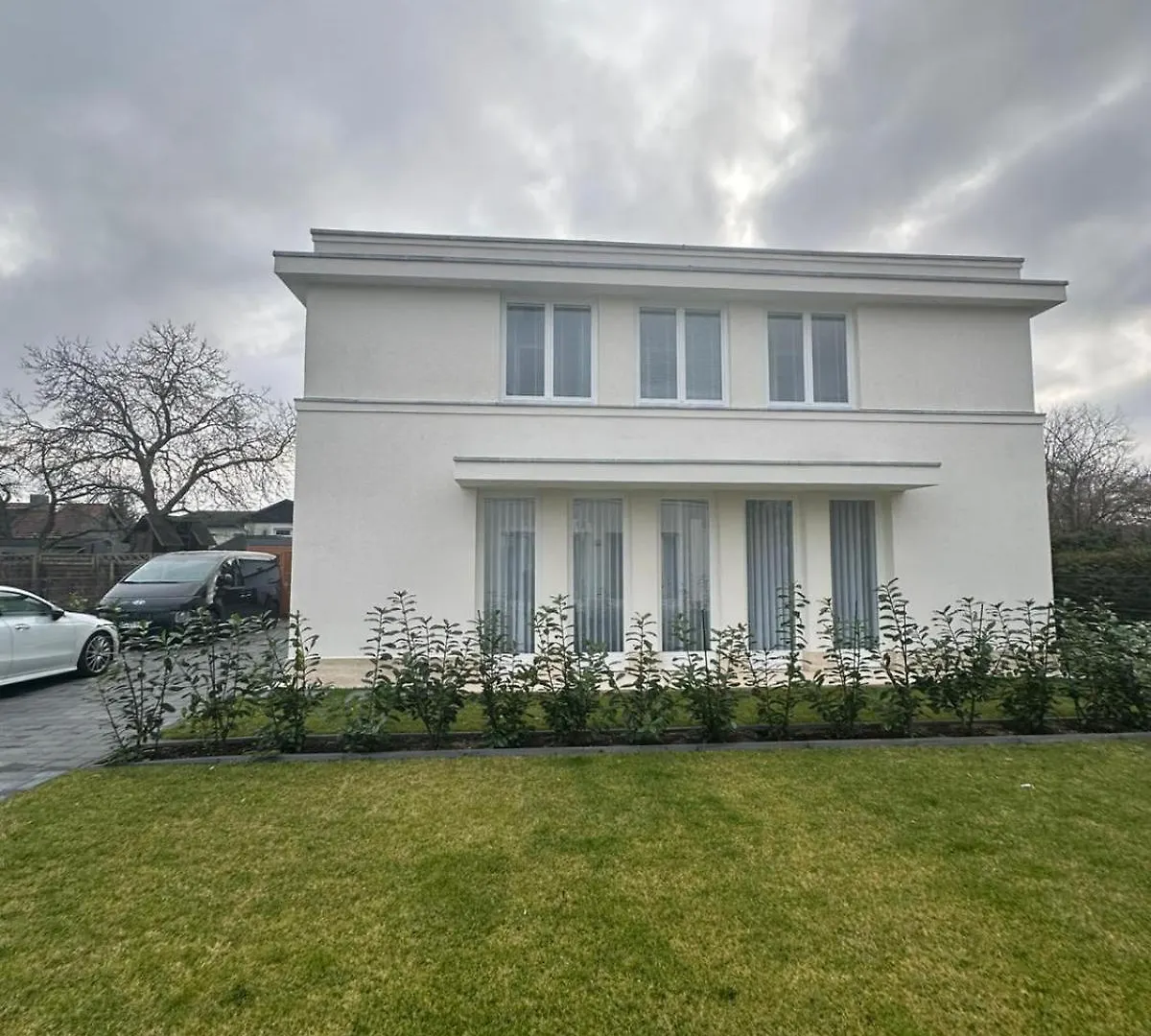 Villa Nova Berlin 0*,